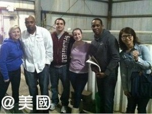 Students with International Friends